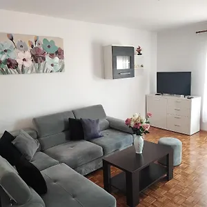 Eva Apartman